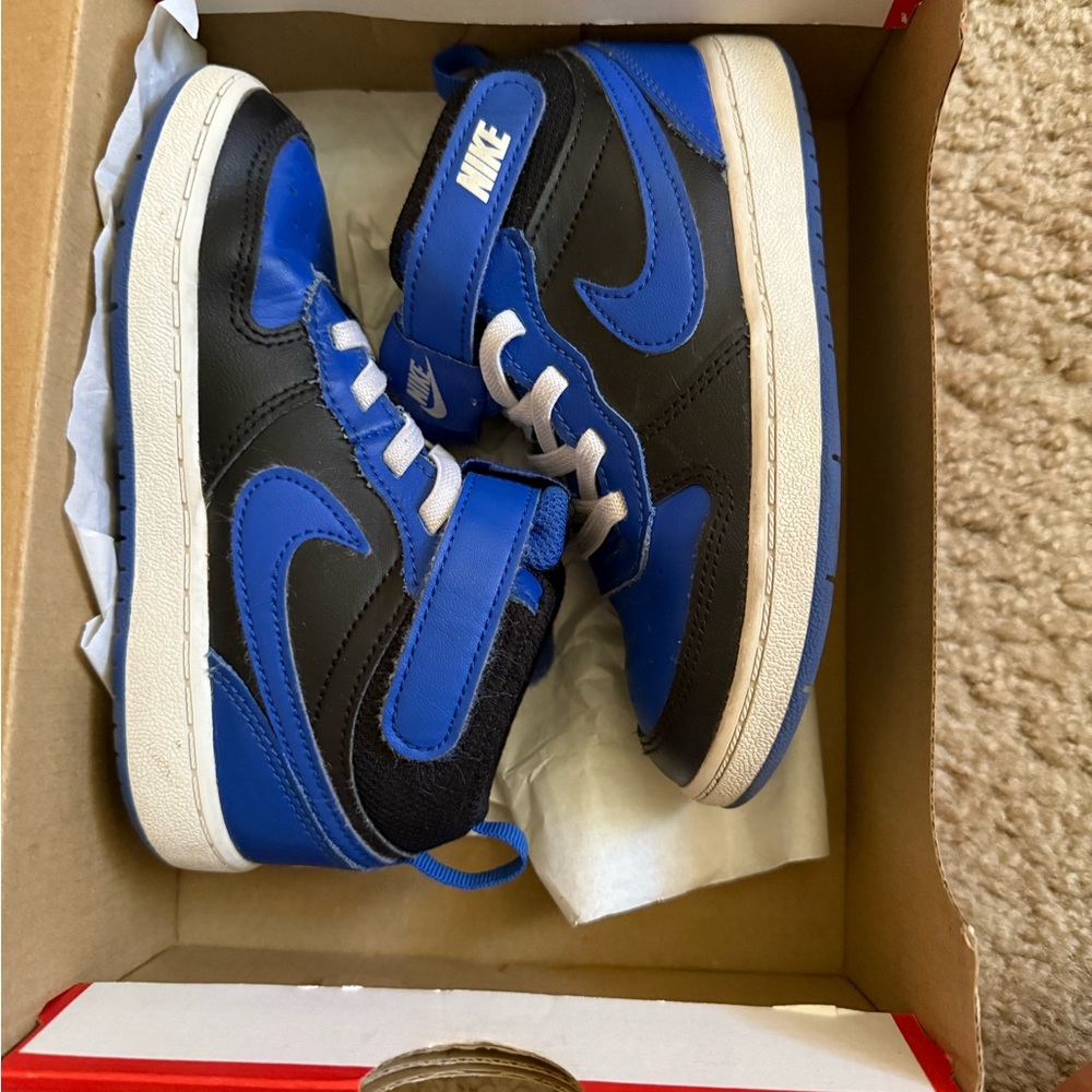 Toddler Nikes Size 10c
